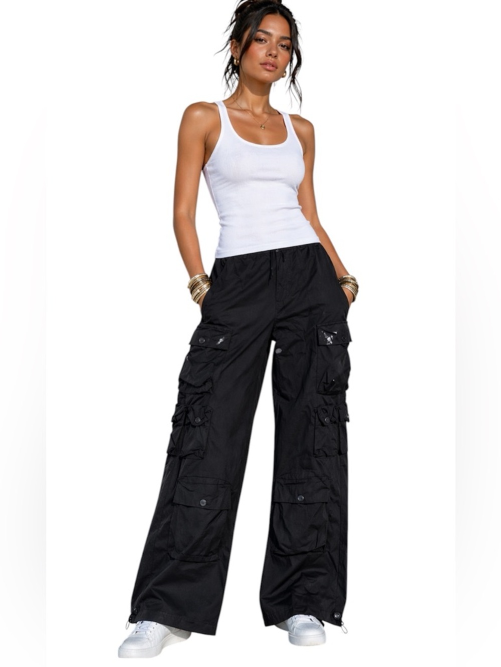 Black Windbraker Utility Wide leg Cargo Joggers with Pockets Size: 24 x 31